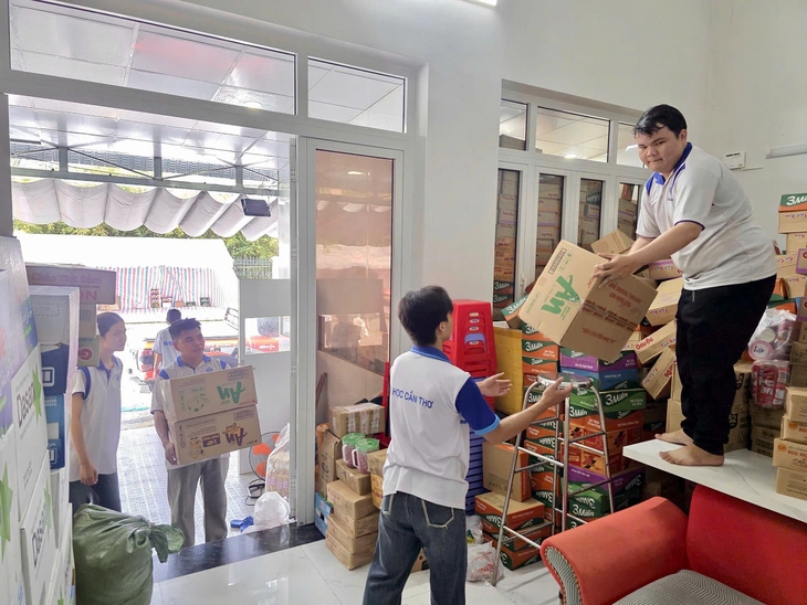 cứu trợ - Ảnh 3.