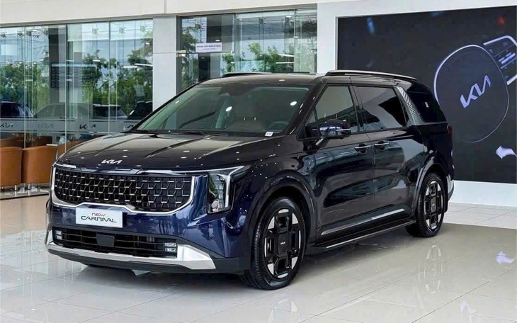 Kia Carnival Hybrid thêm bản Premium tại Việt Nam, giá từ 1,539 tỉ, có tùy chọn ghế VIP - Ảnh 5.