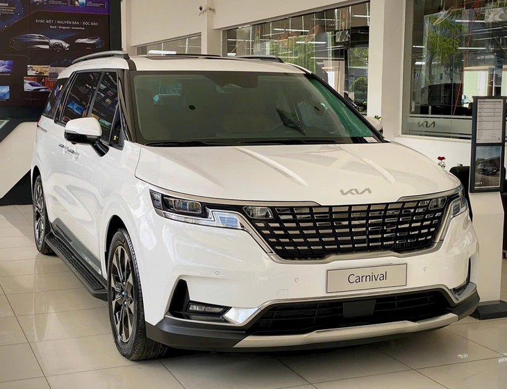 Kia Carnival - Ảnh 2.