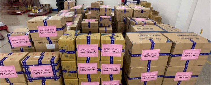 Long Châu hỗ trợ thêm 3 tấn thuốc cho người dân miền Trung - Ảnh 3.