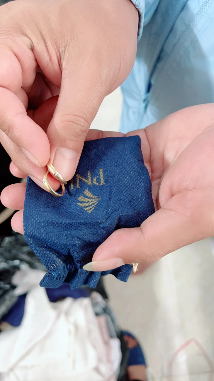 túi vàng - Ảnh 2.