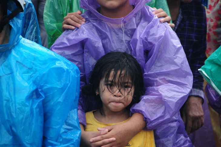 cứu trợ - Ảnh 3.