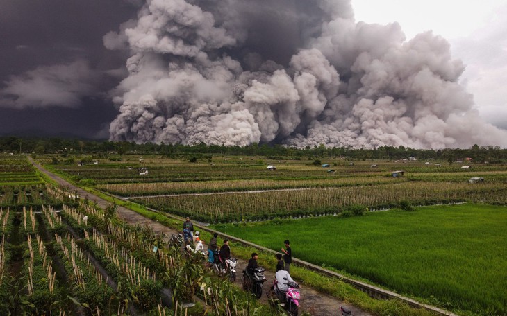 Philippines sơ tán gần 3.000 người do hoạt động gia tăng của núi lửa Mayon - Ảnh 3.