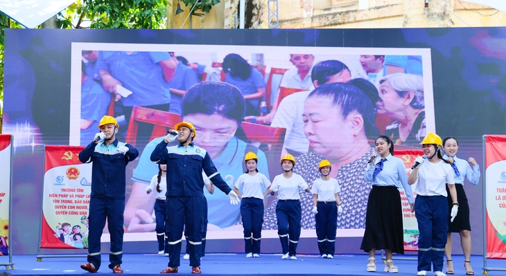 Nhân viên SAWACO tìm hiểu, nâng cao kiến thức, thượng tôn pháp luật - Ảnh 3.