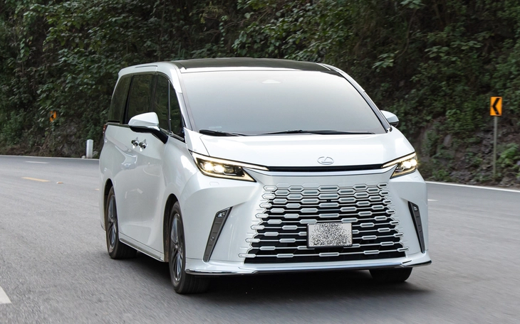 Tin tức giá xe: Lexus giảm giá loạt xe hybrid tại Việt Nam, có mẫu giảm tới 330 triệu đồng - Ảnh 4.