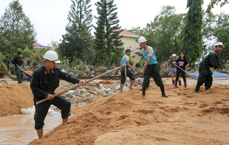 Phú Yên - Ảnh 10.