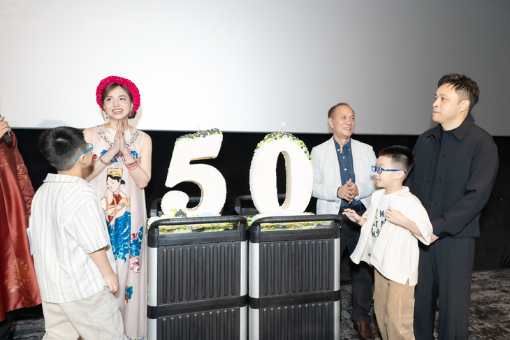 Vợ chồng Victor Vũ, Đinh Ngọc Diệp làm 'Thám tử Kiên' 2 từ sách của cha - Ảnh 4. Victor Vũ - Ảnh 3.