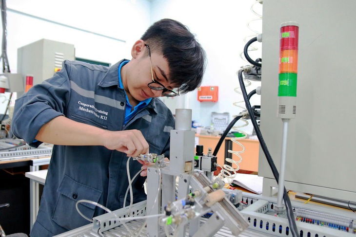 nhân lực - Ảnh 1.