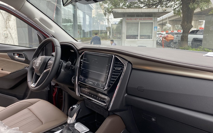 Isuzu mu-X - Ảnh 6.