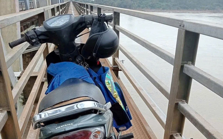 Người ôm bé 2 tuổi và 6 tuổi nhảy sông Trà Khúc là cha các cháu, có hôn nhân buồn - Ảnh 3.