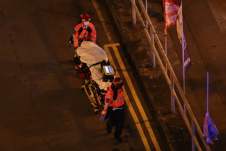 cháy chung cư ở Hong Kong - Ảnh 5.