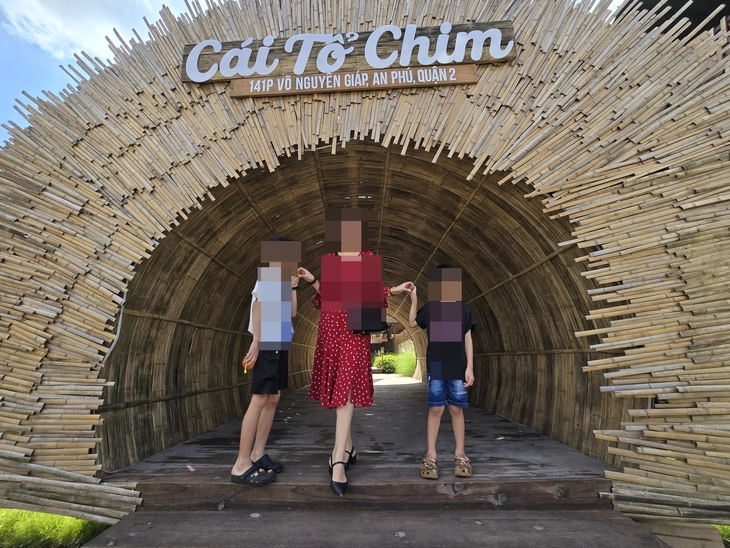 Phường Bình Trưng cưỡng chế tháo dỡ cụm cà phê, nhà hàng Cái Tổ Chim xây dựng không phép - Ảnh 2.