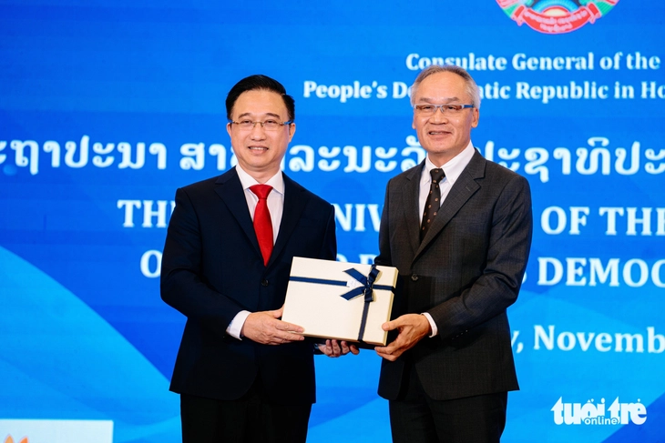 TP.HCM và Lào khẳng định vun đắp quan hệ hữu nghị đặc biệt nhân kỷ niệm 50 năm Quốc khánh Lào - Ảnh 3. TP.HCM và Lào khẳng định vun đắp quan hệ hữu nghị đặc biệt nhân kỷ niệm 50 năm Quốc khánh Lào - Ảnh 2.