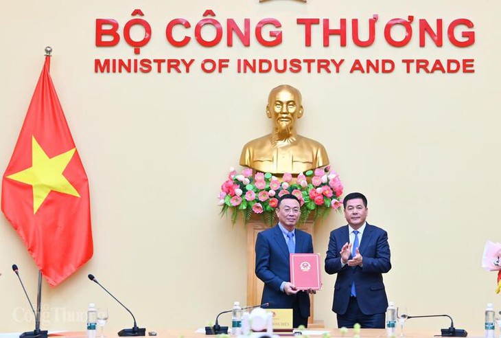 Bộ Công Thương bổ nhiệm phó viện trưởng, giao quyền viện trưởng Viện Năng lượng - Ảnh 1.