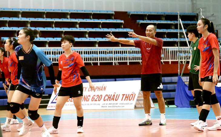 Bóng chuyền nữ Việt Nam: Hướng đến HCV SEA Games - Ảnh 1.