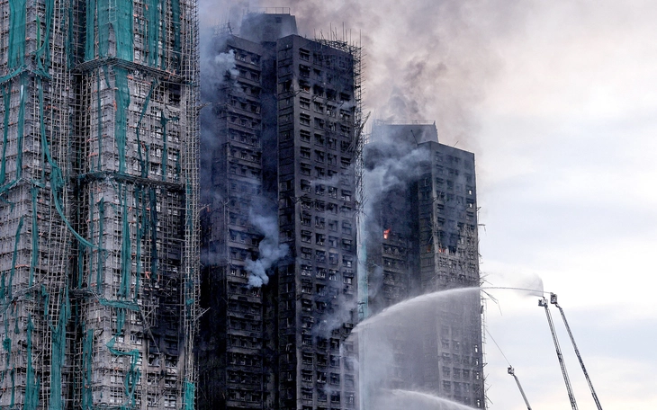 Hong Kong: Số người thiệt mạng tăng lên 55 - Ảnh 1.