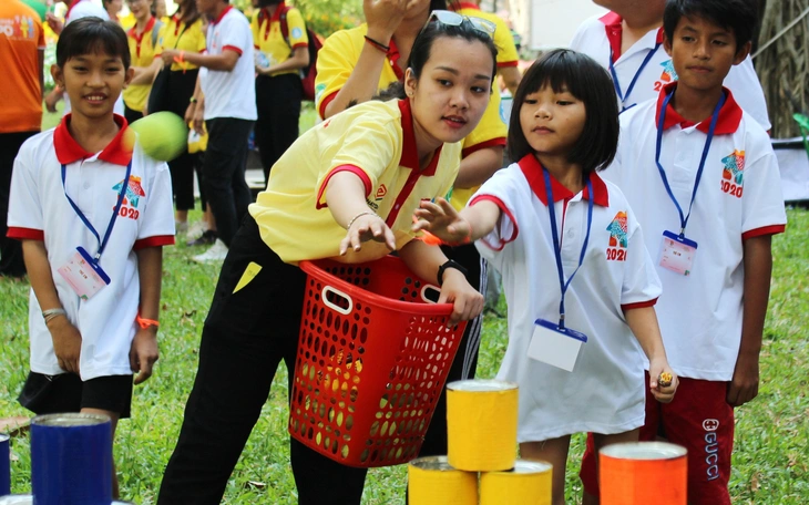 Phó bí thư Thành ủy TP.HCM Nguyễn Phước Lộc: Đầu tư mạnh cho trung tâm bảo trợ xã hội, không để ai bỏ lại phía sau - Ảnh 2.