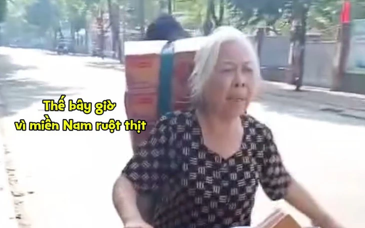 Tập đoàn Hoa Sen khẩn trương cứu trợ miền Trung – Tây Nguyên giữa cao điểm mưa lũ - Ảnh 4.