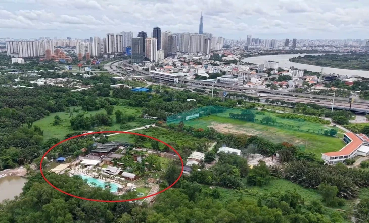 Phường Bình Trưng cưỡng chế tháo dỡ cụm cà phê, nhà hàng Cái Tổ Chim xây dựng không phép - Ảnh 4.