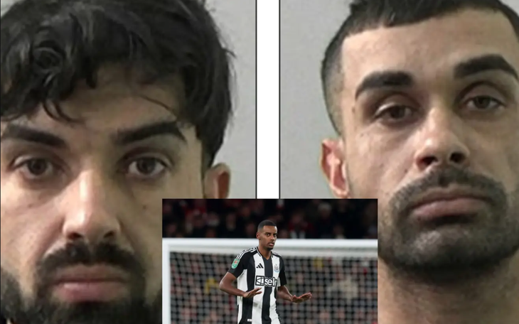 Thủ môn Barca tiết lộ phải chịu đựng đau đớn thể xác 'kéo dài 17 năm' - Ảnh 3.