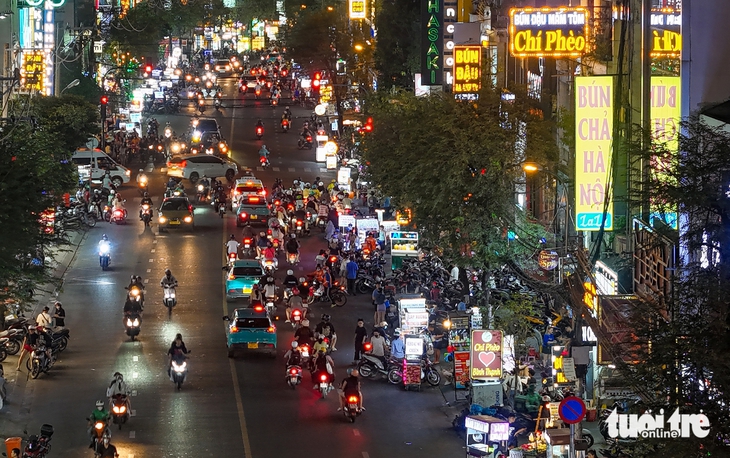 vỉa hè - Ảnh 1.