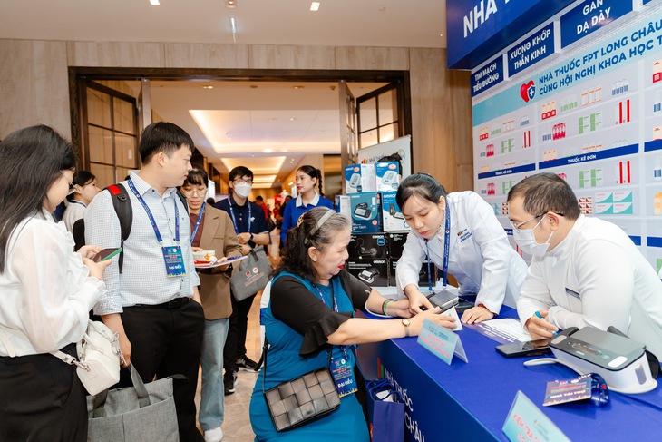 Long Châu - Ảnh 1.