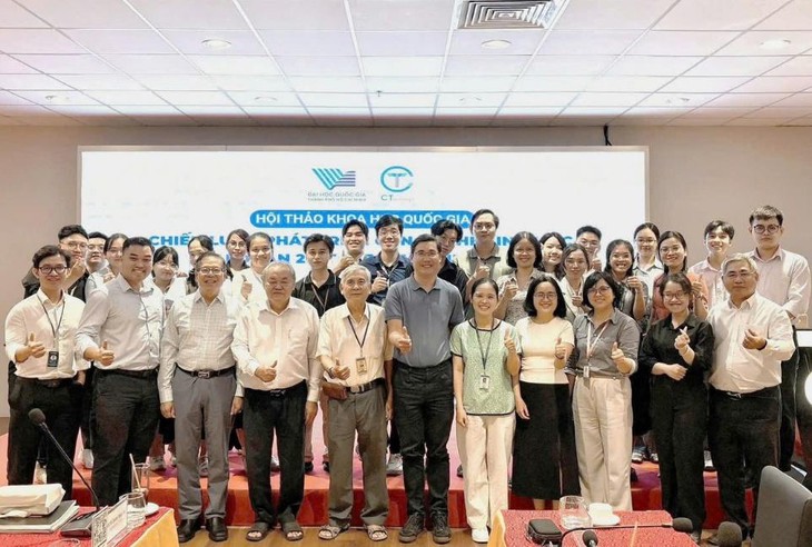 Viện sĩ Viện Hàn lâm - Ảnh 2.