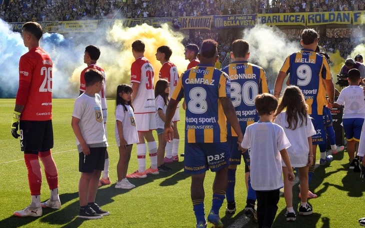 Haaland gay gắt với HLV Guardiola sau trận thắng Leeds - Ảnh 3.