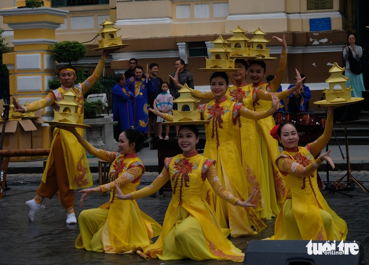 dân tộc - Ảnh 2.