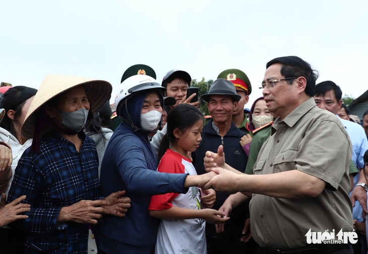 Đến thăm vùng lũ Phú Yên, Thủ tướng hỏi dân cần hỗ trợ những gì để tái thiết cuộc sống- Ảnh 2. Phú Yên - Ảnh 2.