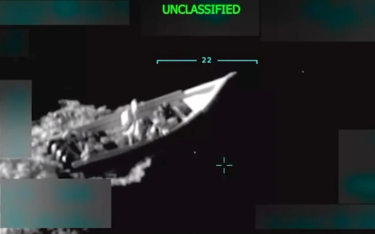 Ông Trump nói không có lệnh 'giết hết' với tàu nghi chở ma túy ở Caribe- Ảnh 2.