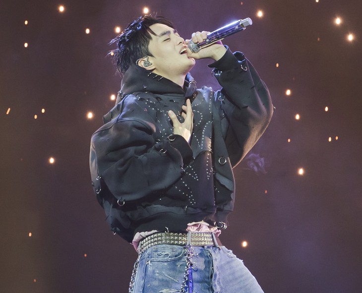 Anh trai say hi - Ảnh 1.