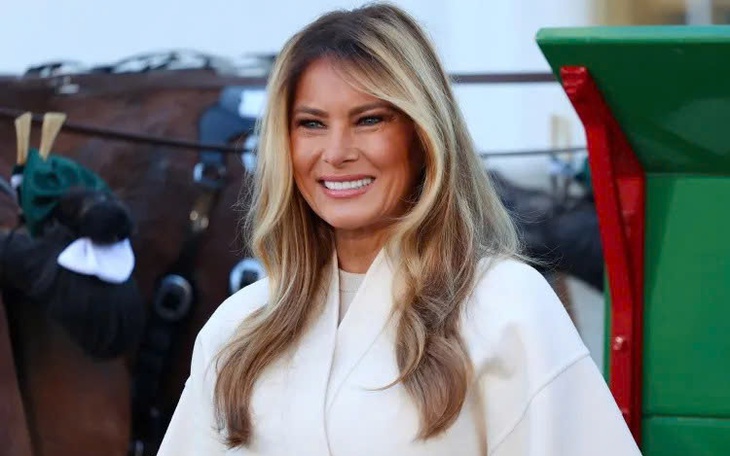 Bà Melania Trump trang trí Nhà Trắng đón Giáng sinh - Ảnh 2.