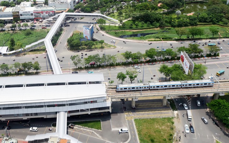Góp ý văn kiện Đại hội Đảng XIV: Chìa khóa để dòng vốn 'chảy' vào khu doanh nghiệp vừa và nhỏ - Ảnh 3.