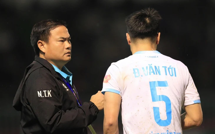 CLB Nam Định chiêu mộ HLV 3 lần lỡ vé lên V-League - Ảnh 3.