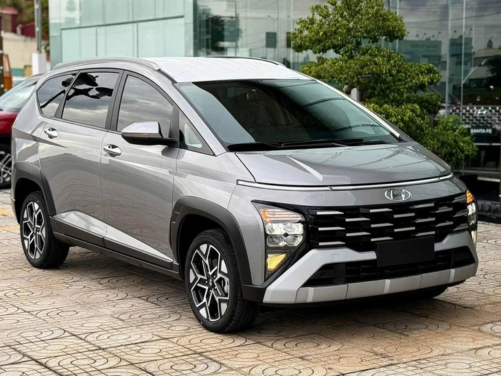 Hyundai Stargazer - Ảnh 1.