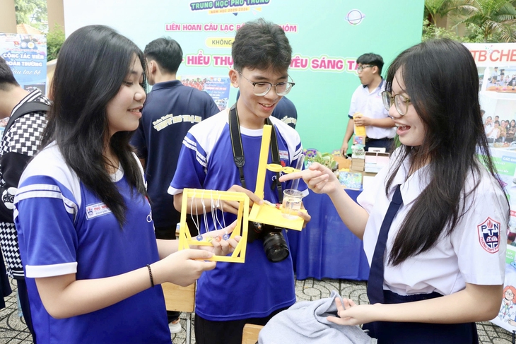 ngày hội sáng tạo - Ảnh 1.