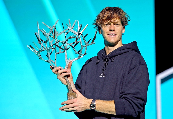 Sinner vô địch Paris Masters, giành lại vị trí số 1 thế giới - Ảnh 1.