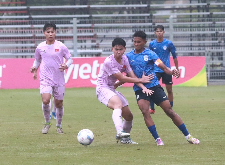 U17 Việt Nam thắng Campuchia 5-0 - Ảnh 1.