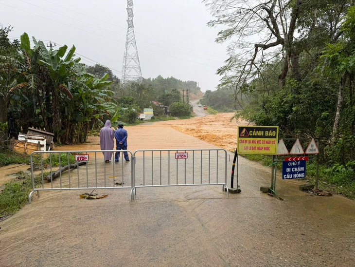 vượt lũ - Ảnh 3.