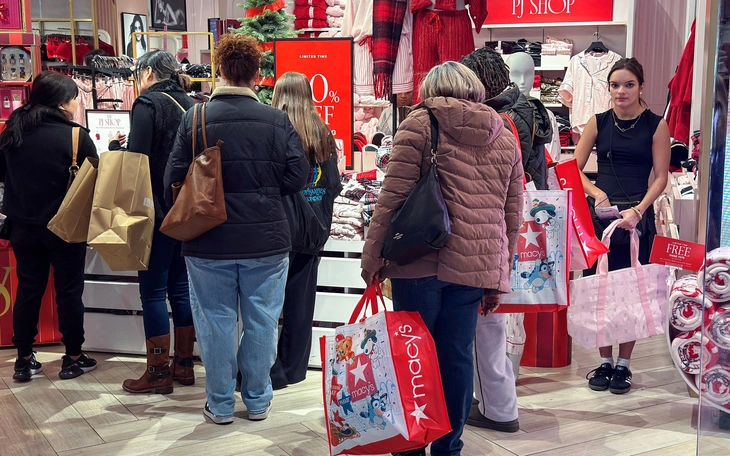 Ông Musk: ‘Chỉ AI và robot mới có thể giải quyết cuộc khủng hoảng nợ 38.000 tỉ USD của Mỹ’ - Ảnh 3.