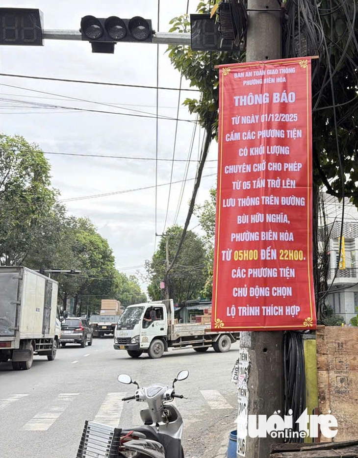 Từ sáng mai, xe tải trên 5 tấn di chuyển từ TP.HCM không được vào đường Bùi Hữu Nghĩa, Đồng Nai- Ảnh 3. Đồng Nai chống kẹt xe: Cấm xe tải trên 5 tấn vào đường Bùi Hữu Nghĩa trong ngày - Ảnh 4.