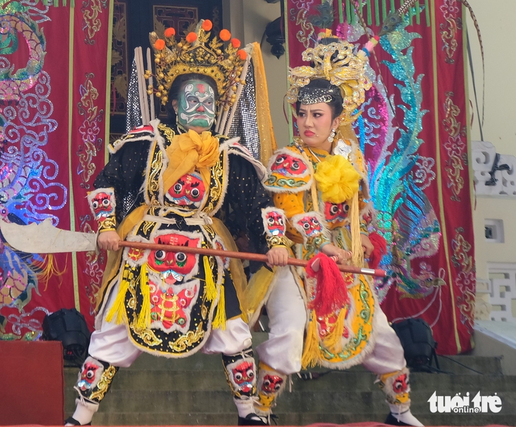 hát bội - Ảnh 1.