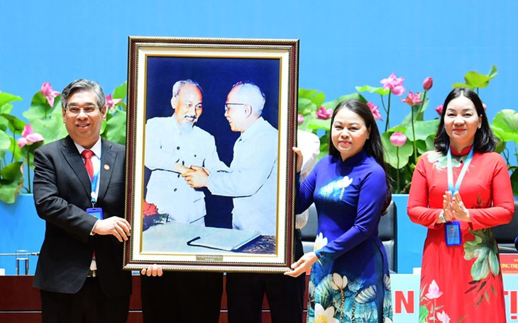 Ông Nguyễn Khắc Hà tái cử Chủ tịch Ủy ban Mặt trận Tổ quốc Việt Nam tỉnh Khánh Hòa- Ảnh 3.