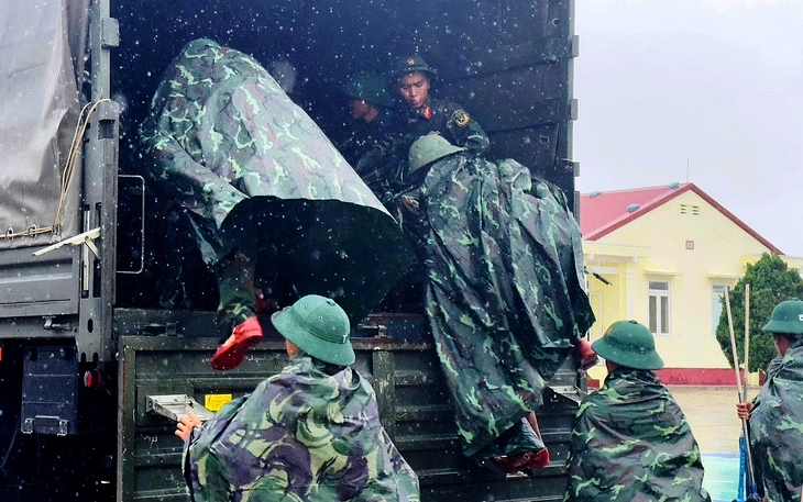 'Chiến dịch Quang Trung' sẽ xây mới hơn 1.500 căn nhà cho dân vùng lũ, mỗi căn 170 triệu đồng - Ảnh 2.