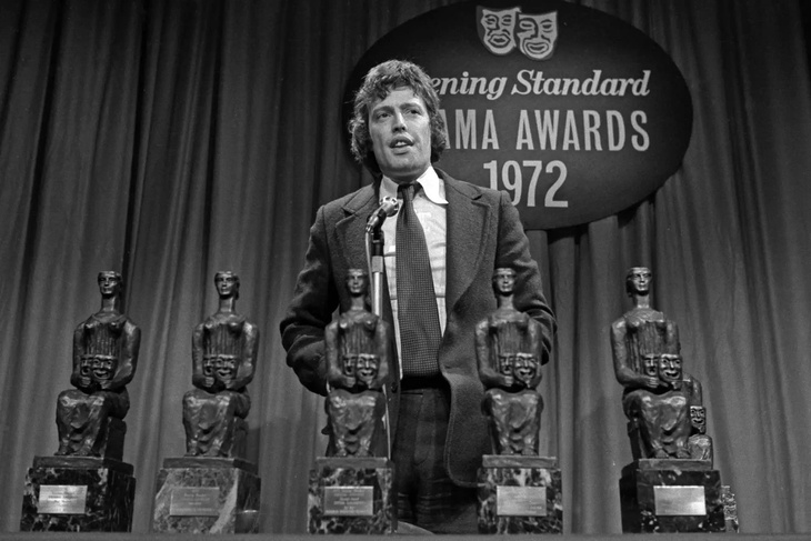 Tác giả của Shakespeare in Love qua đời - Ảnh 2.