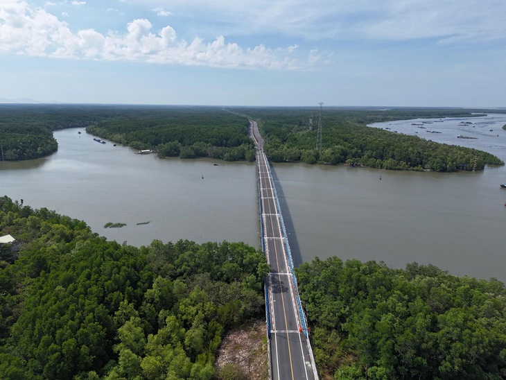 TP.HCM sẽ bảo vệ nguyên vẹn 34.809 ha rừng phòng hộ Cần Giờ - Ảnh 1.