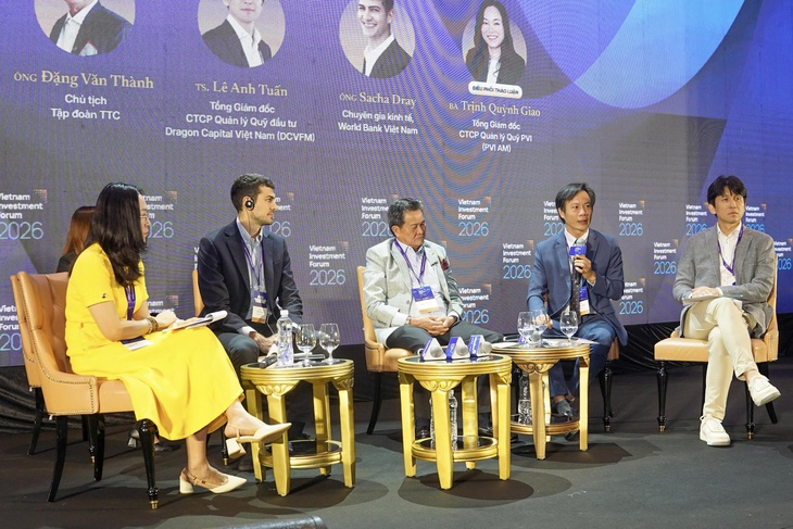 Kỷ luật trong điều hành, Việt Nam có thể đạt tăng trưởng 8-10% năm 2026 - Ảnh 1.