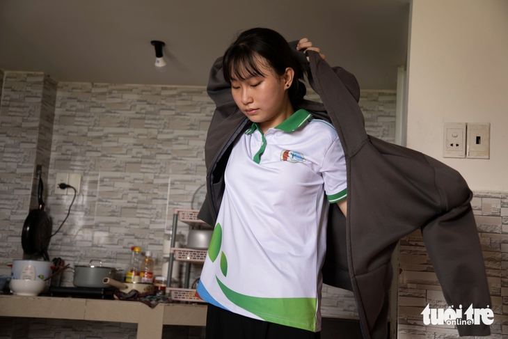 18 tuổi phải lo 'kịch bản' sẽ sống một mình, HS giỏi tỉnh, đậu đại học vì thương mẹ bệnh nặng - Ảnh 3.