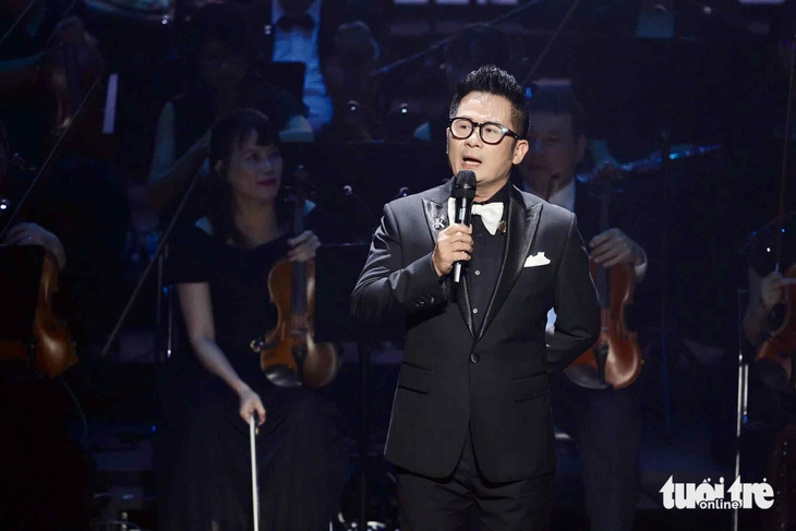 Ca sĩ Hồng Nhung ‘phê bình’ nhạc sĩ Dương Thụ - Ảnh 7.